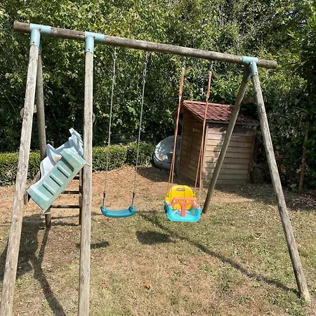 Maison Au Calme En Bordure De Riviere - Riverside House La Guiltiere